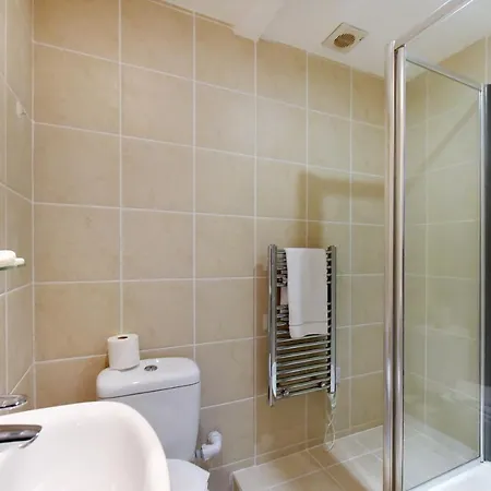 Apartment Chancery Lane London
