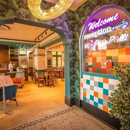 Western Peckham Hotel 3*