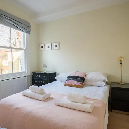 Charming Putney By The High Street Holiday home Richmond (Greater London)