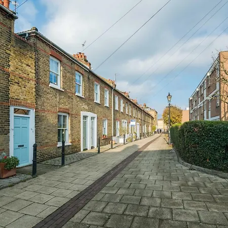 Charming Putney By The High Street Richmond (Greater London)