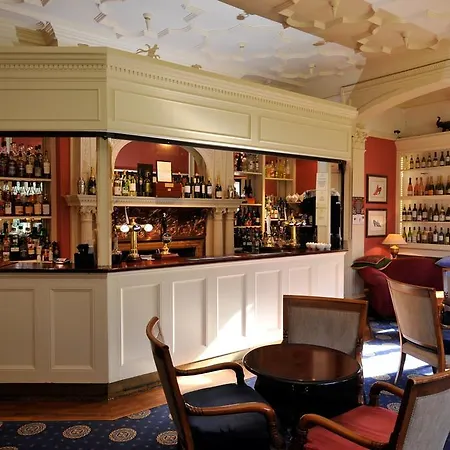Hotel Western Grim's Dyke 4*