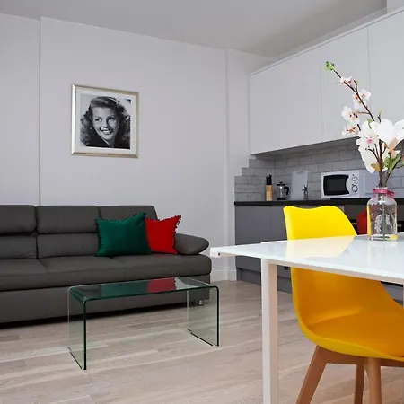 Soho Chambers By Indigo Flats * Londres