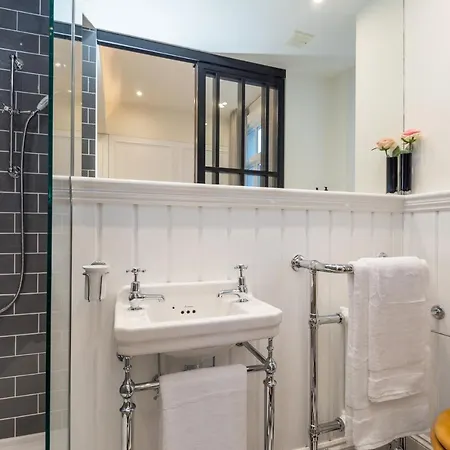 Apartment The Armitage Notting Hill London