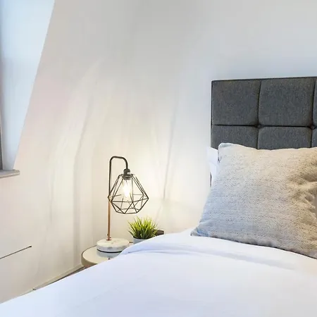 Aspen Regis Kensington Apartment London
