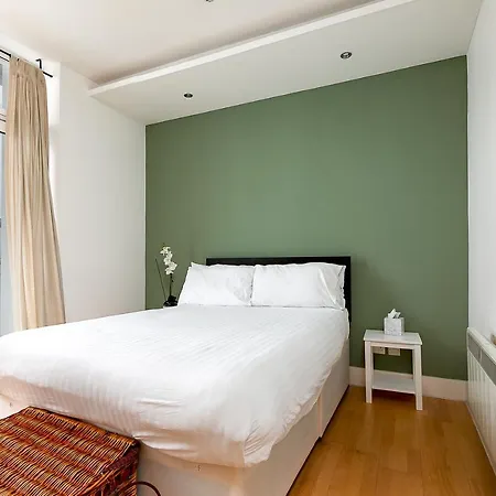 Holloway Road Apartment