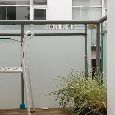 Holloway Road Apartment *