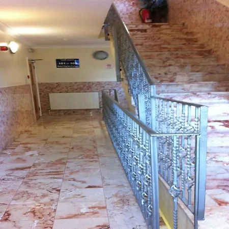 Hotel Express 2*