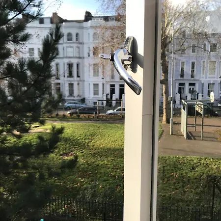 Powis Square * Londres