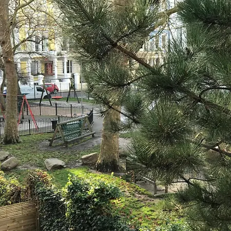 Powis Square