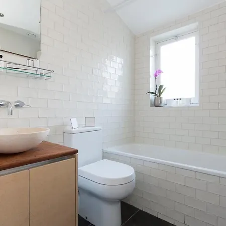 Ardilaun Road By Onefinestay *
