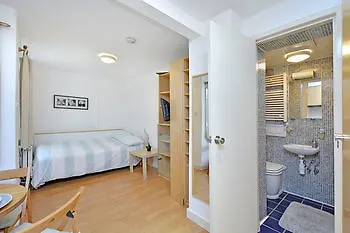 Leinster Garden Apartment London