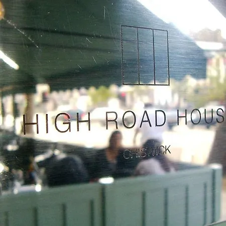 High Road House Hotel