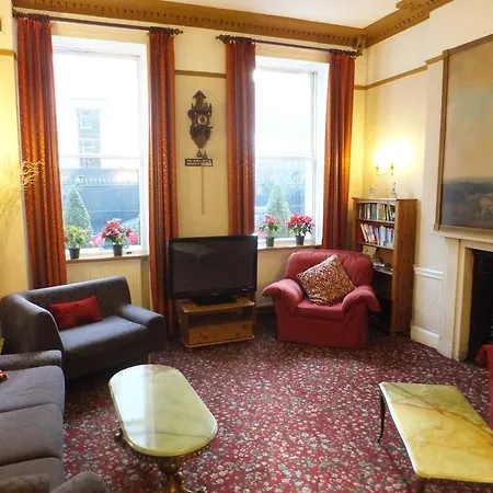 Ruskin 2* London