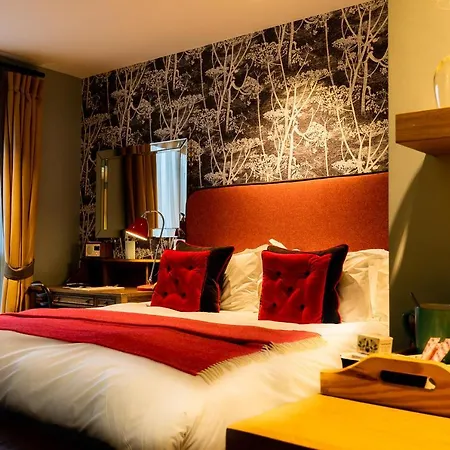 The Alma Hotel 4*