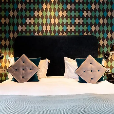 The Alma Hotel London