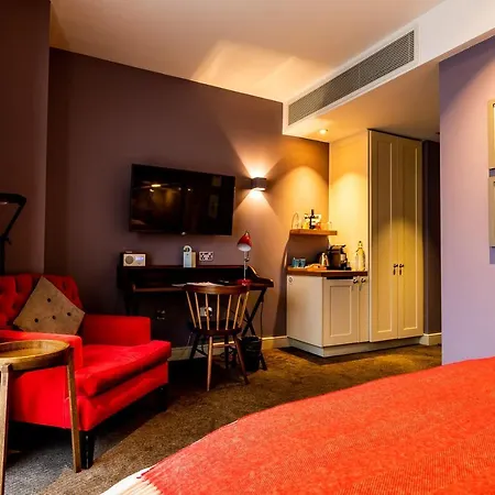 The Alma Hotel