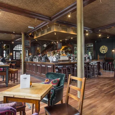 The Alma Hotel London