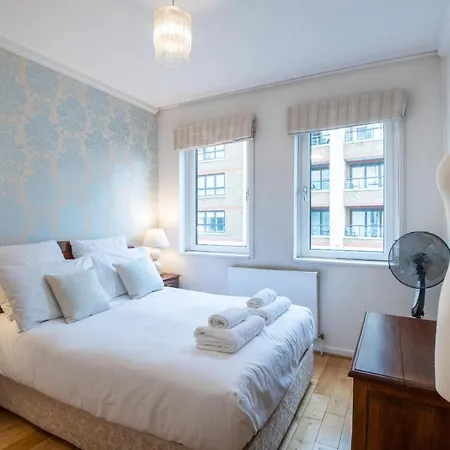 Delightful Kensington Close To Hyde Park By Underthedoormat Apartment London