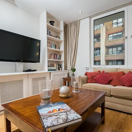 Apartment Delightful Kensington Close To Hyde Park By Underthedoormat