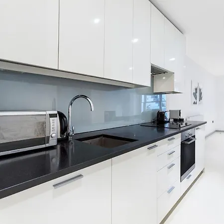 Apartment Aspen Regis Kensington *