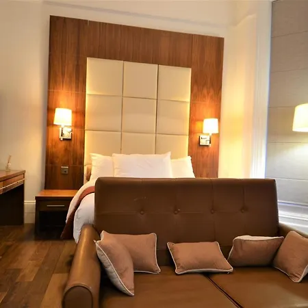 Sloane Square Apartment London
