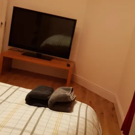 Zone 1 Guest house *