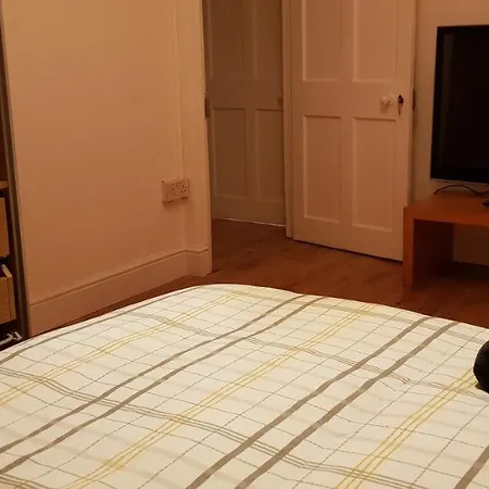 Guest house Zone 1 *