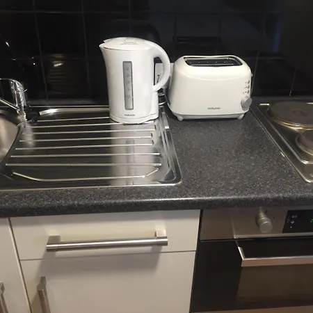 Ensuite Rooms, Southwark - Sk