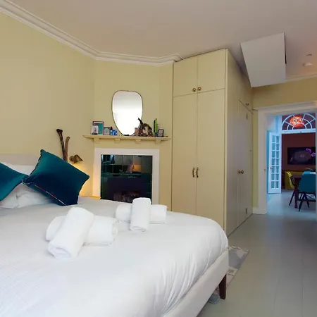 Italianflat - Holland Park London
