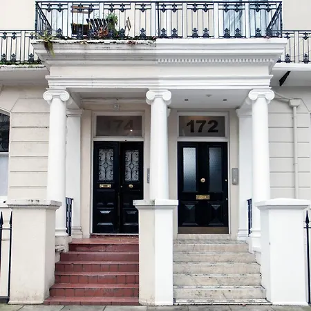 Italianflat - Holland Park * London