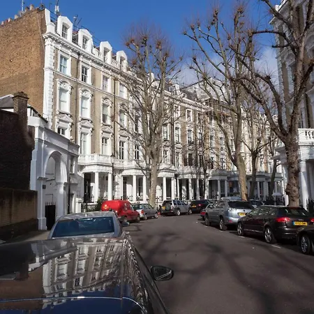 Linden Gardens Apartment London