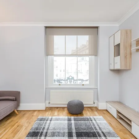 Cleveland Gardens Apartment London