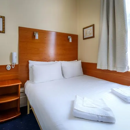 Jesmond Dene - St Pancras Group 3* London