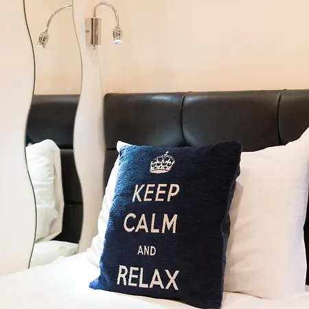 Royal 2 Hammersmith Pensjonat 3*