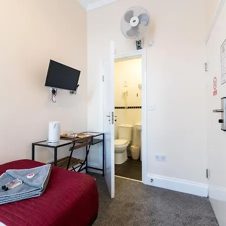 Royal 2 Hammersmith 3* Londyn