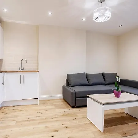 Valet Kilburn Apartment *