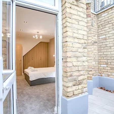 Valet Kilburn *