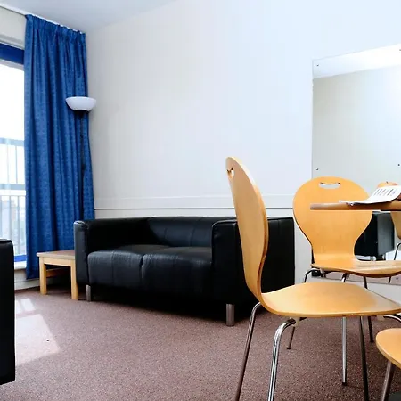 Park House Apartment *