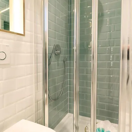 Kensington 3* London