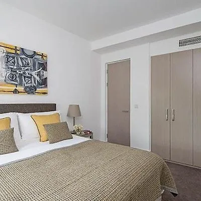 The Rosebery By Supercity 4*