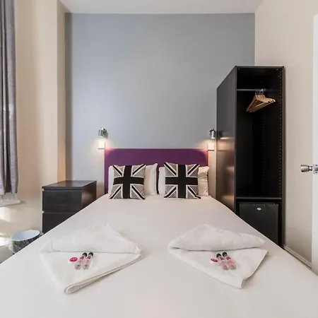 Golden By Saba Hotel 3*