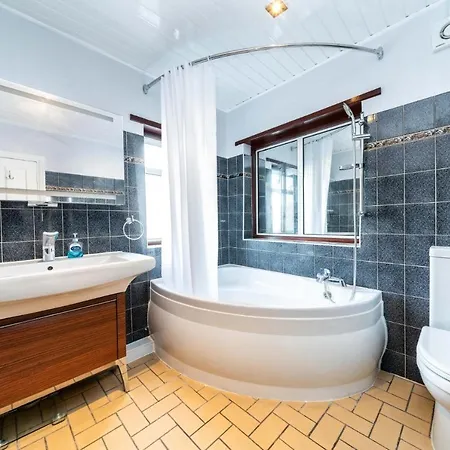 New 3 Bedroom House Near Wembley Stadium *