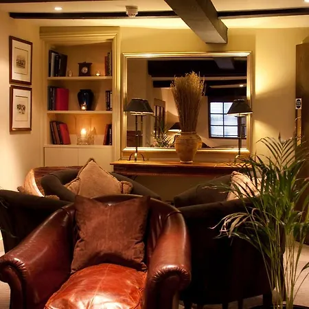 The Manor Hotel 3*