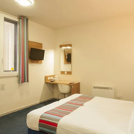 Отель Travelodge Covent Garden