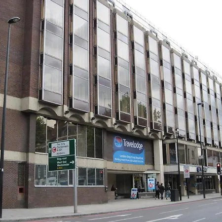Travelodge Farringdon 3* لندن