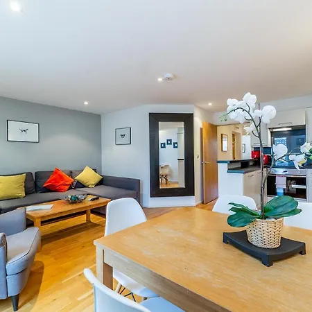 2 Bed Cozy Apartment In Euston Station Free Wifi Apartment *