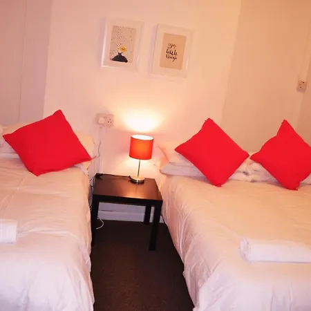 Hotel The Lion Head 2*