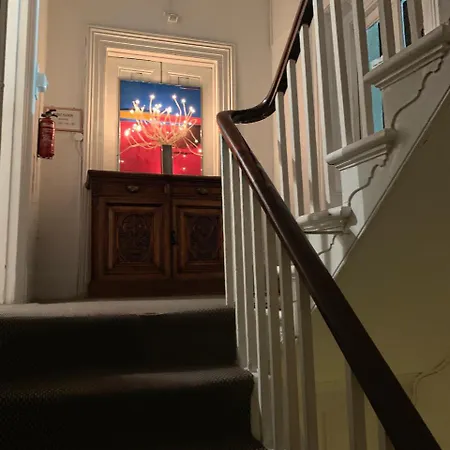 Camden Castle Bed & Breakfast London
