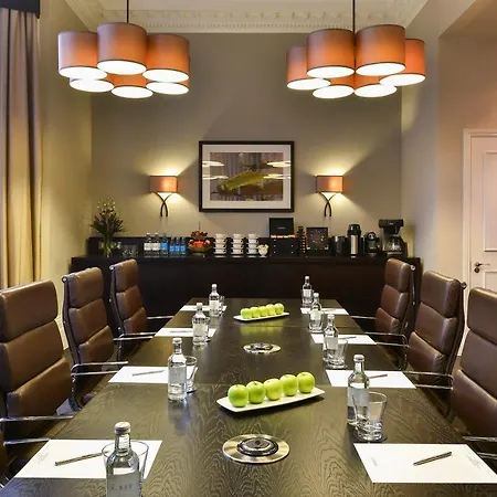 Aparthotel Fraser Queens Gate