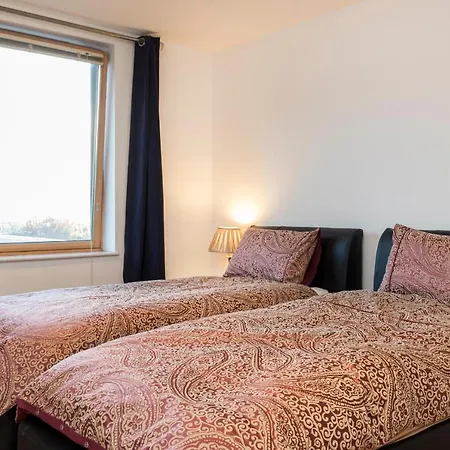 East Croydon Apartments - Just 3 Mins Walk To East Croydon Station